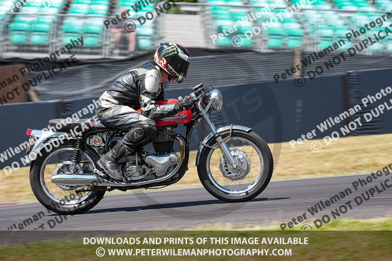 cadwell park;cadwell park photographs;cadwell trackday photographs;enduro digital images;event digital images;eventdigitalimages;peter wileman photography;racing digital images;trackday digital images;trackday photos
